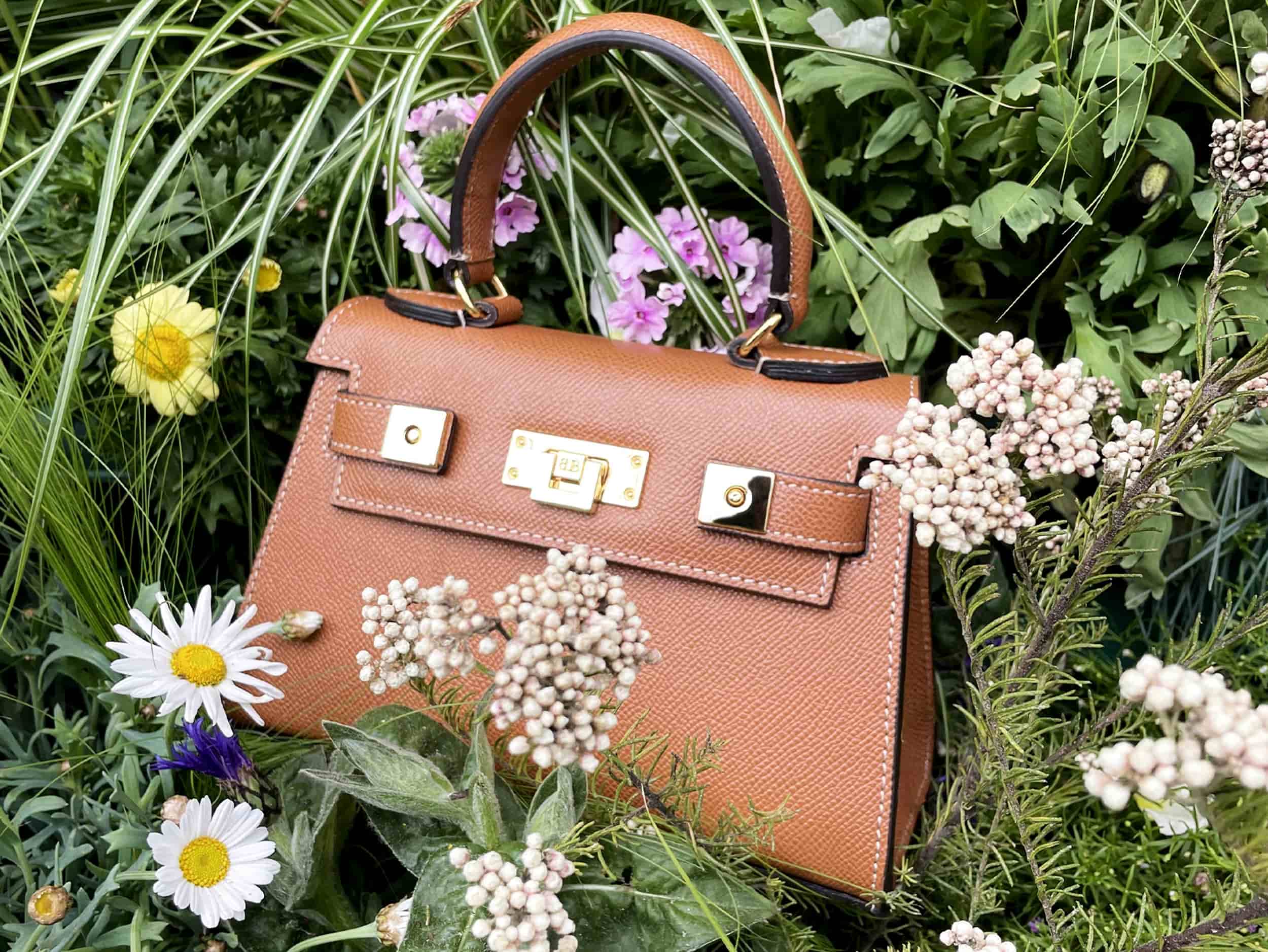 MAYA MINIBAG (Lilac dolaro genuine leather) main image 1