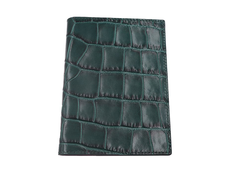 Passport Holder Orinoco &#39;Croc&#39; Print Calf Leather - Dark Green