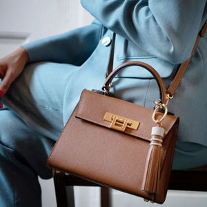 Palmellato leather midi sized handbag in tan leather